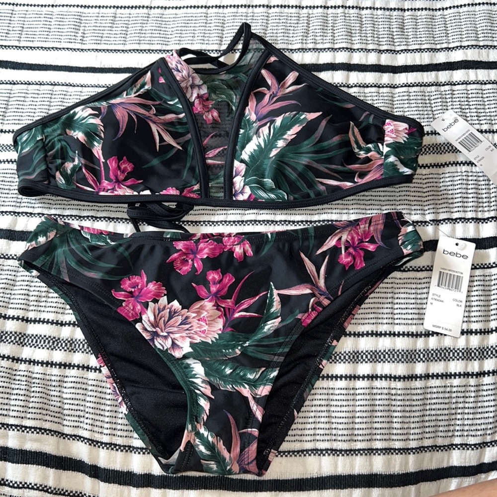Bebe bikini